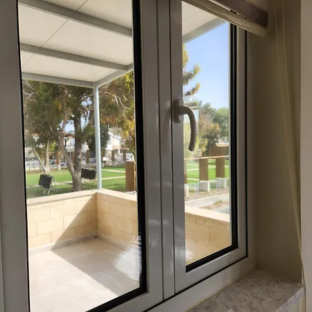 Kafkalia Sea Breeze * Λάρνακα